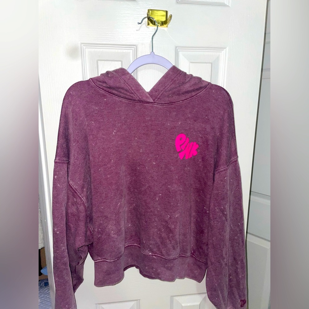 Victoria’s Secret PINK cropped hoodie